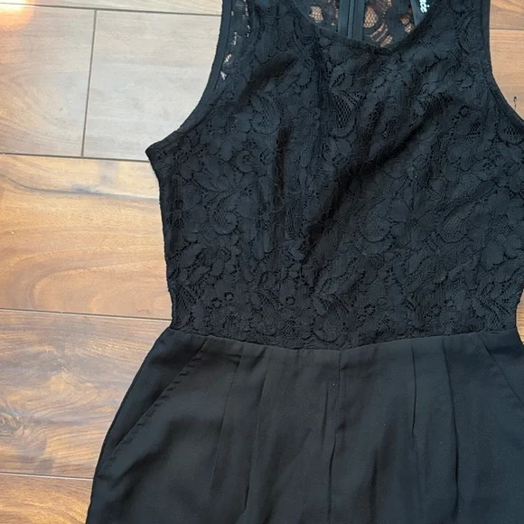 Saie Black Lace Romper, Size Small - Picture 3 of 6